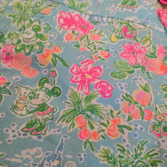 DISNEY x LILLY PULITZER Shorts - Picture 3 of 7